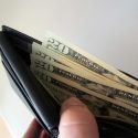 WVEL Holiday/Money Watch: 6 Holiday Shopping Tips